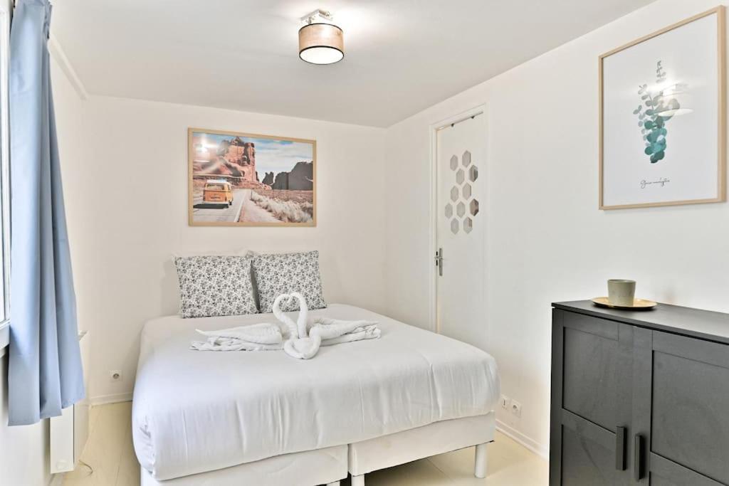 Appartement Proche Canal Saint Martin Parigi Esterno foto
